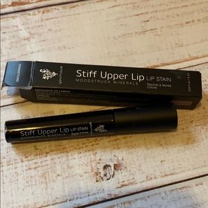 Younique Lipstain - smoldering